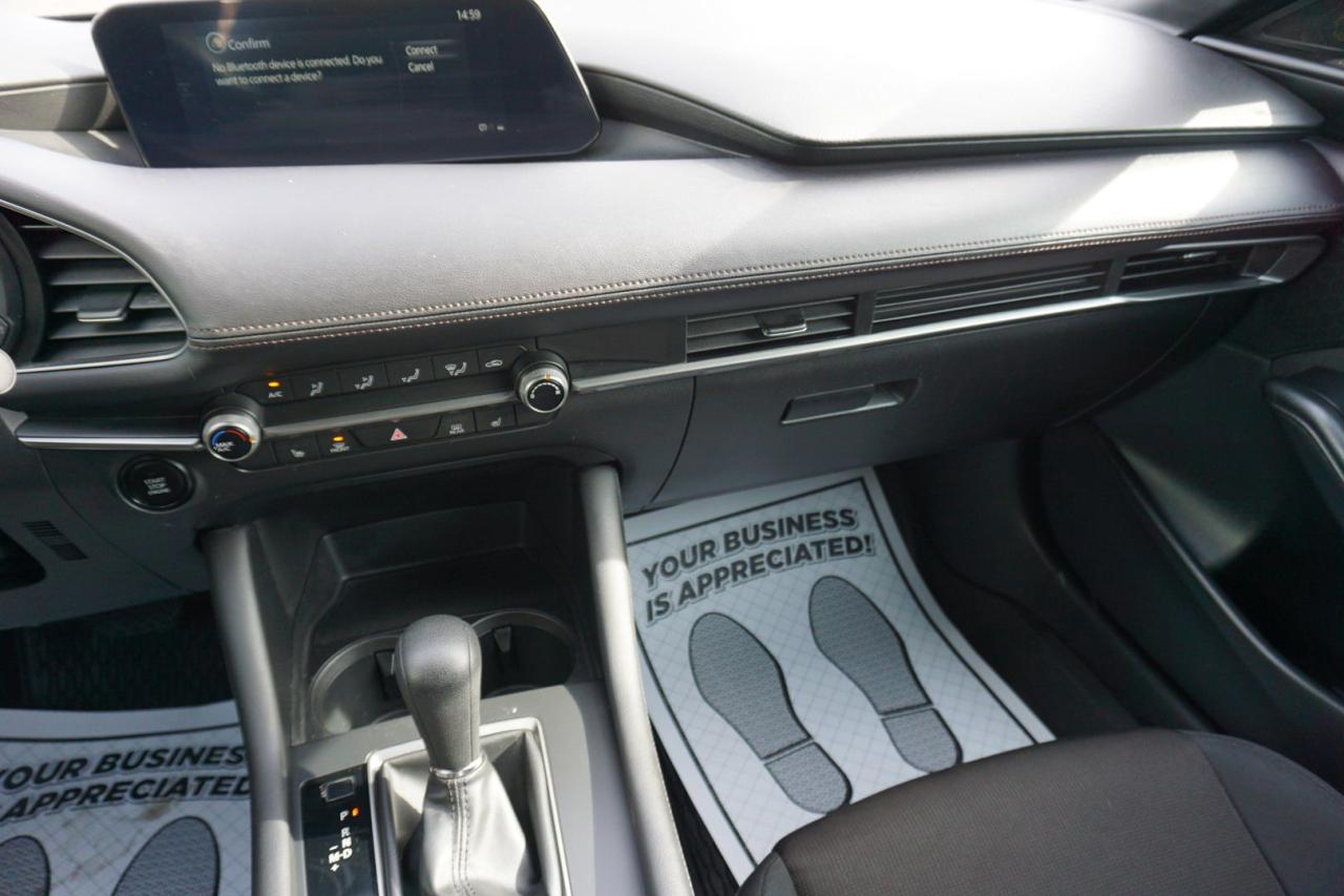 2023 Mazda MAZDA3 SELECT SPORT CERTIFIED *1 OWNER*MAZDA MAINTAIN* CAMERA BLUETOOTH HEATED SEATS CRUISE ALLOYS - Photo #11