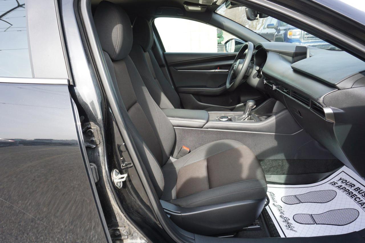 2023 Mazda MAZDA3 SELECT SPORT CERTIFIED *1 OWNER*MAZDA MAINTAIN* CAMERA BLUETOOTH HEATED SEATS CRUISE ALLOYS - Photo #18