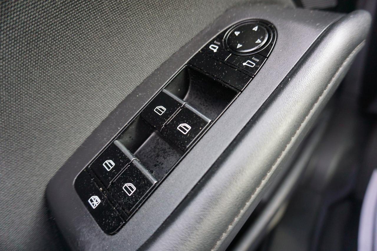 2023 Mazda MAZDA3 SELECT SPORT CERTIFIED *1 OWNER*MAZDA MAINTAIN* CAMERA BLUETOOTH HEATED SEATS CRUISE ALLOYS - Photo #28