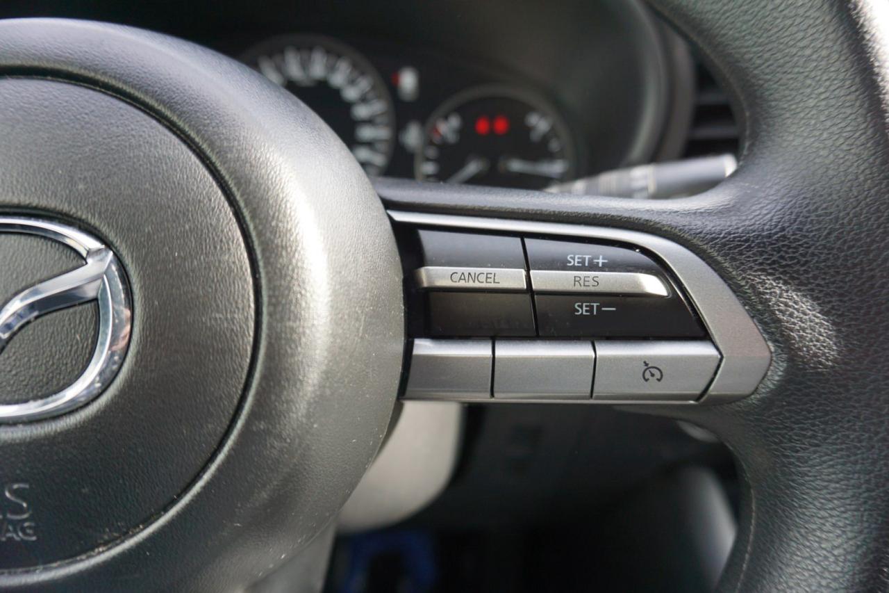 2023 Mazda MAZDA3 SELECT SPORT CERTIFIED *1 OWNER*MAZDA MAINTAIN* CAMERA BLUETOOTH HEATED SEATS CRUISE ALLOYS - Photo #30