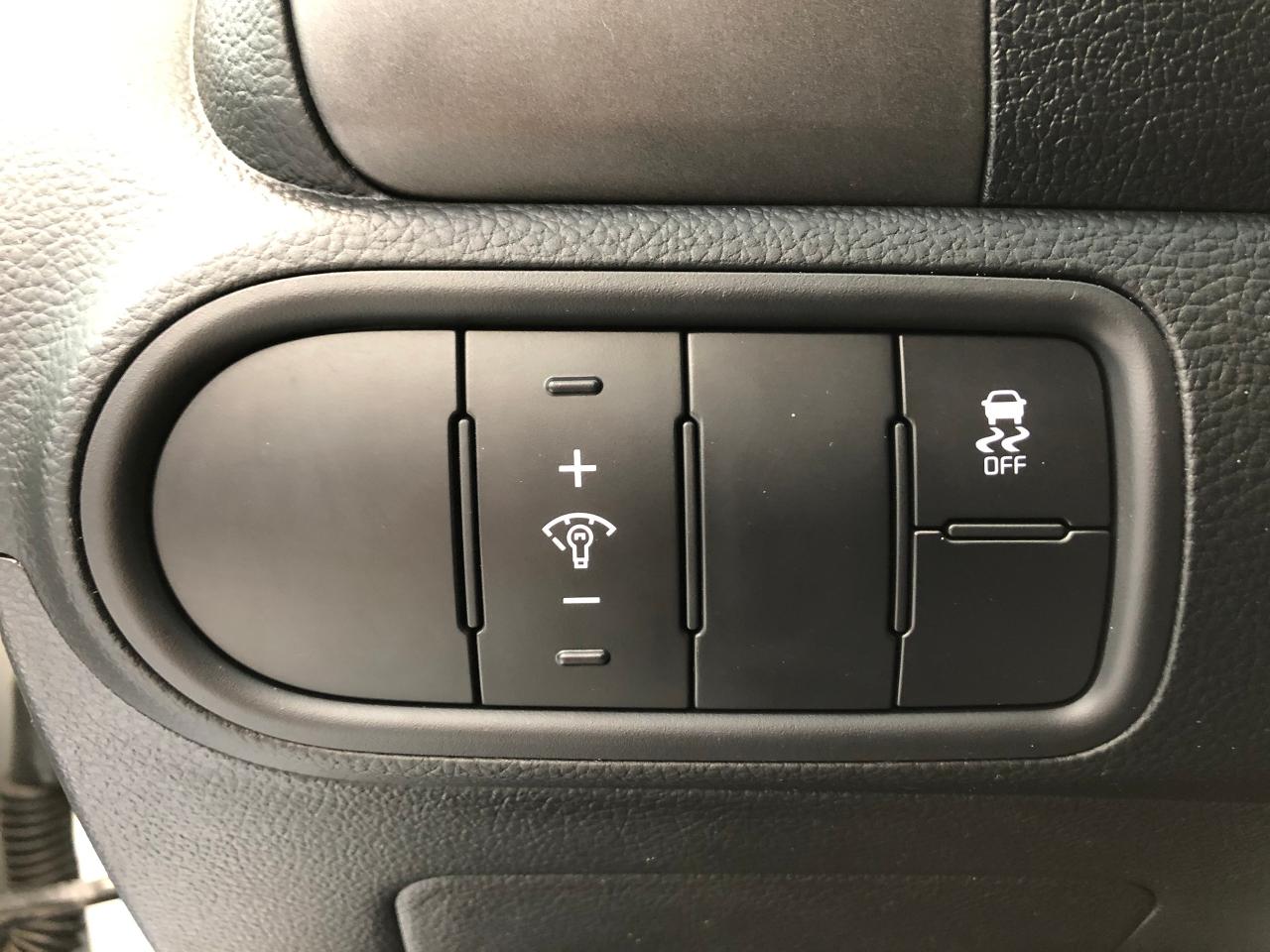 2018 Kia Forte LX+New Tires+Camera+ApplePlay+CLEAN CARFAX - Photo #52