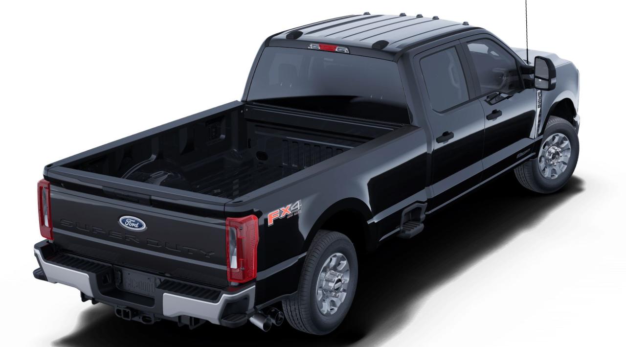 2025 Ford F-350 Super Duty SRW XLT Photo2
