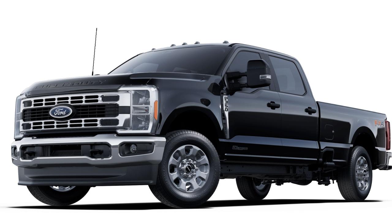 2025 Ford F-350 Super Duty SRW XLT Photo0