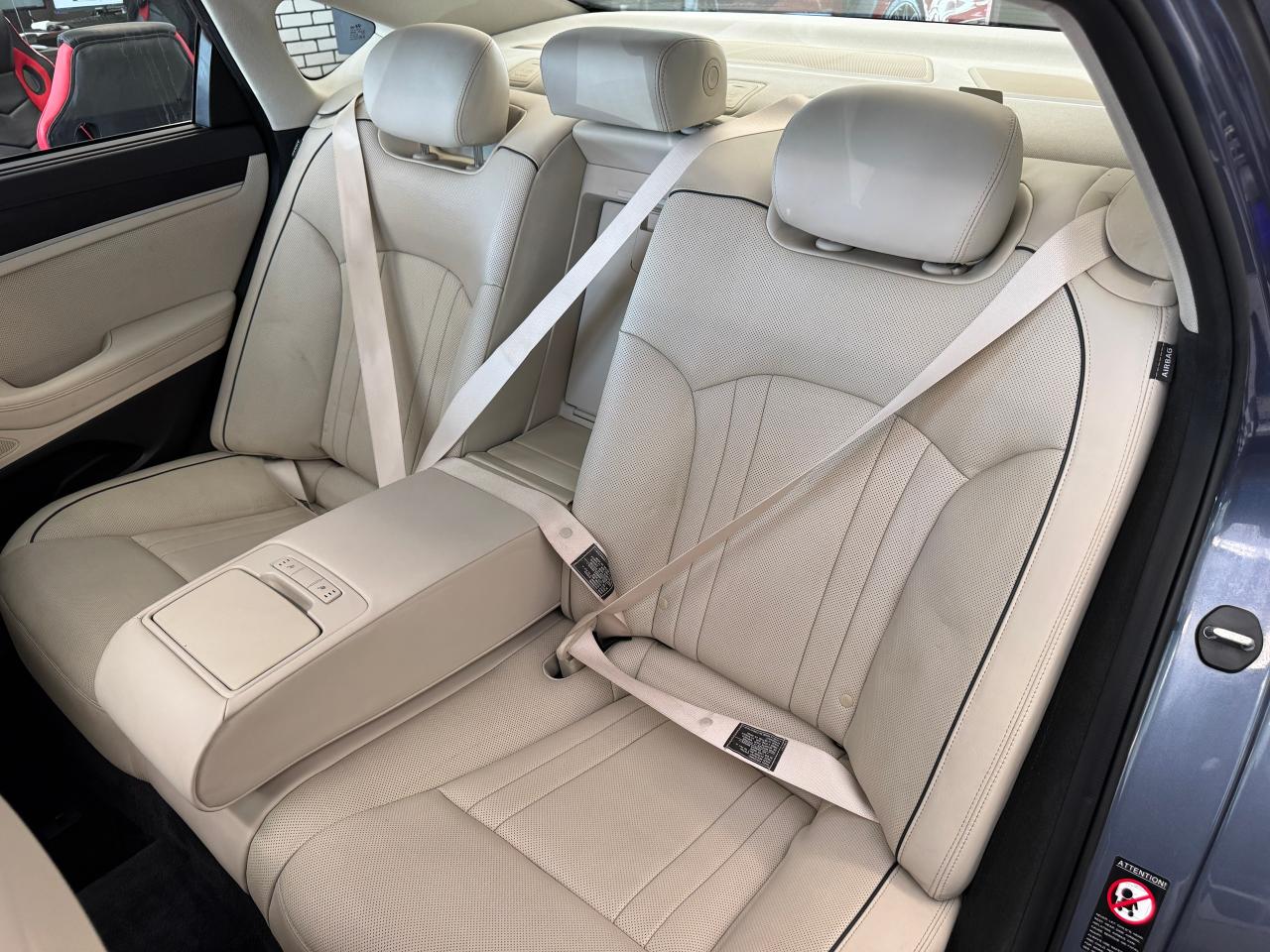 2015 Hyundai Genesis Luxury AWD+New Tires+PANO Roof+GPS+CLEAN CARFAX Photo27