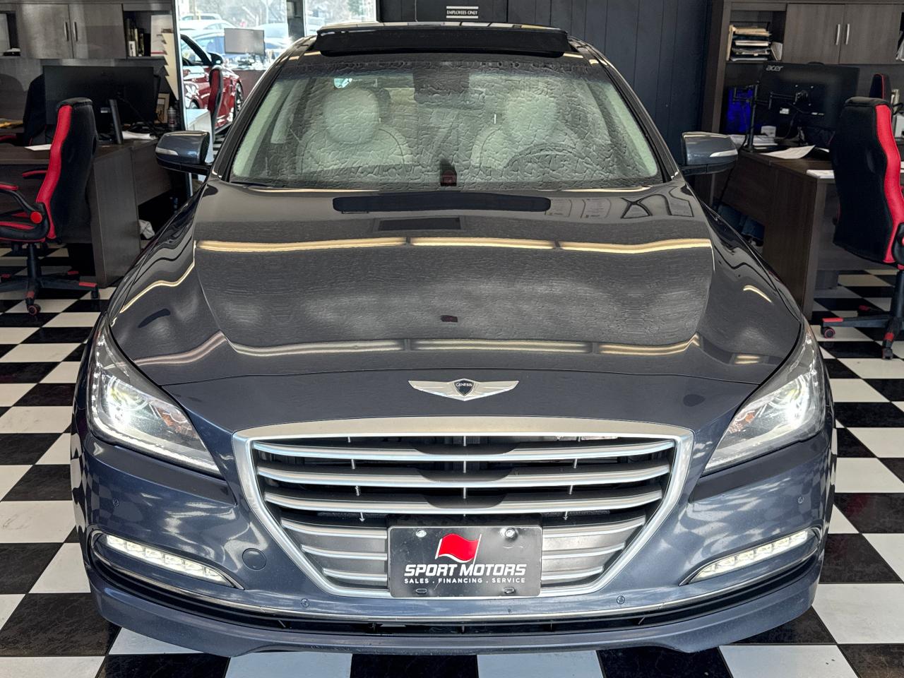 2015 Hyundai Genesis Luxury AWD+New Tires+PANO Roof+GPS+CLEAN CARFAX Photo11