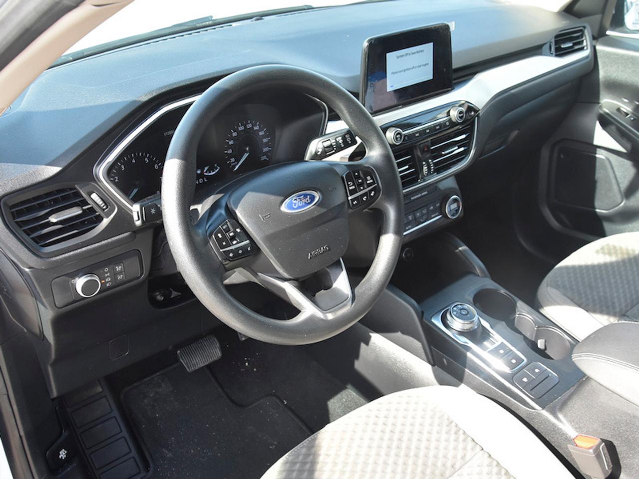 2020 Ford Escape SE Photo4