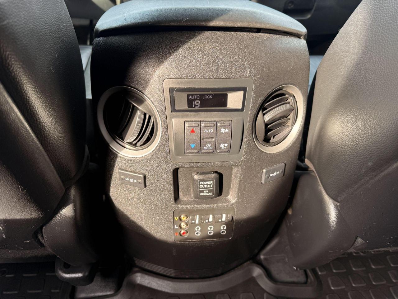 2015 Honda Pilot 4WD 4dr Touring - Photo #22