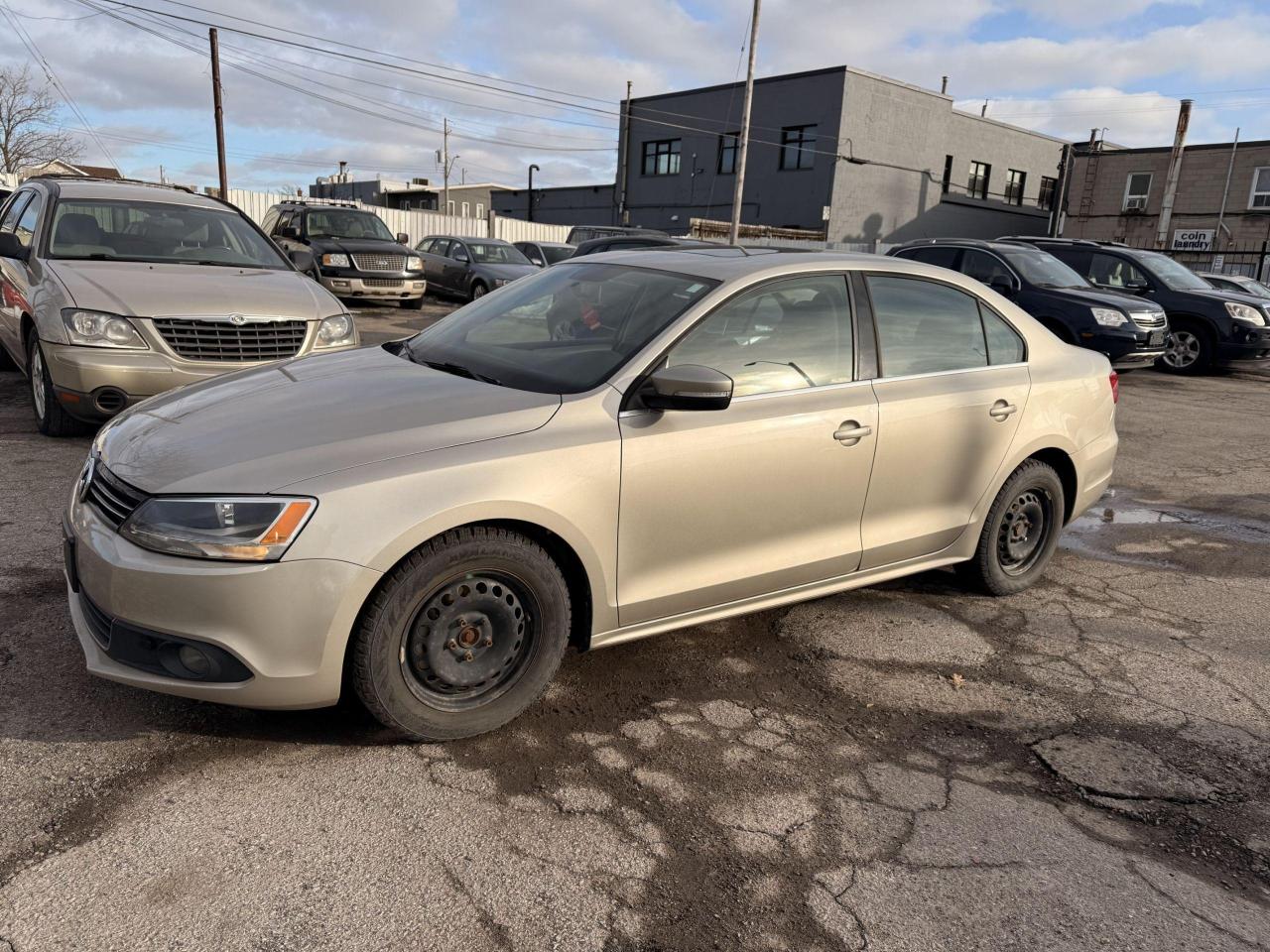 2013 Volkswagen Jetta 4dr 2.0T TDI DSG Comfortline - Photo #4