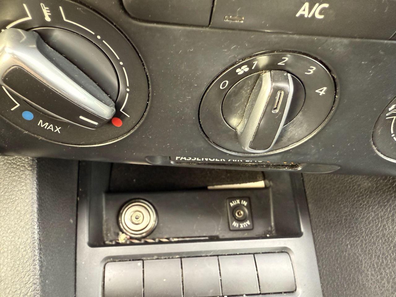 2013 Volkswagen Jetta 4dr 2.0T TDI DSG Comfortline - Photo #18