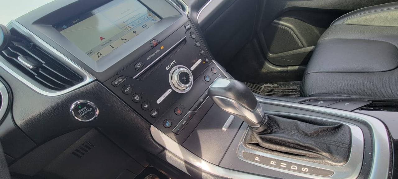 2018 Ford Edge Titanium - Photo #8