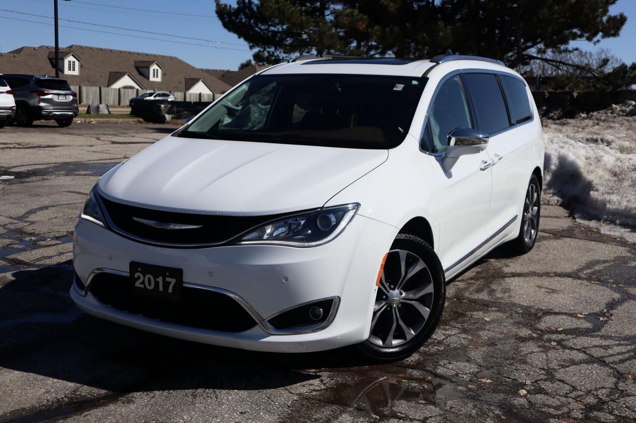 Used 2017 Chrysler Pacifica 4dr Wgn Limited | DVD PLAYER | SUNROOF | for sale in Waterloo, ON