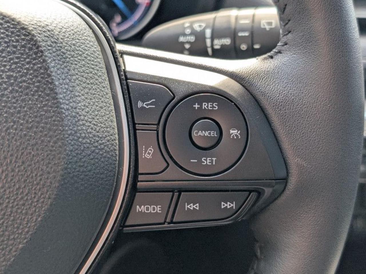 12283800