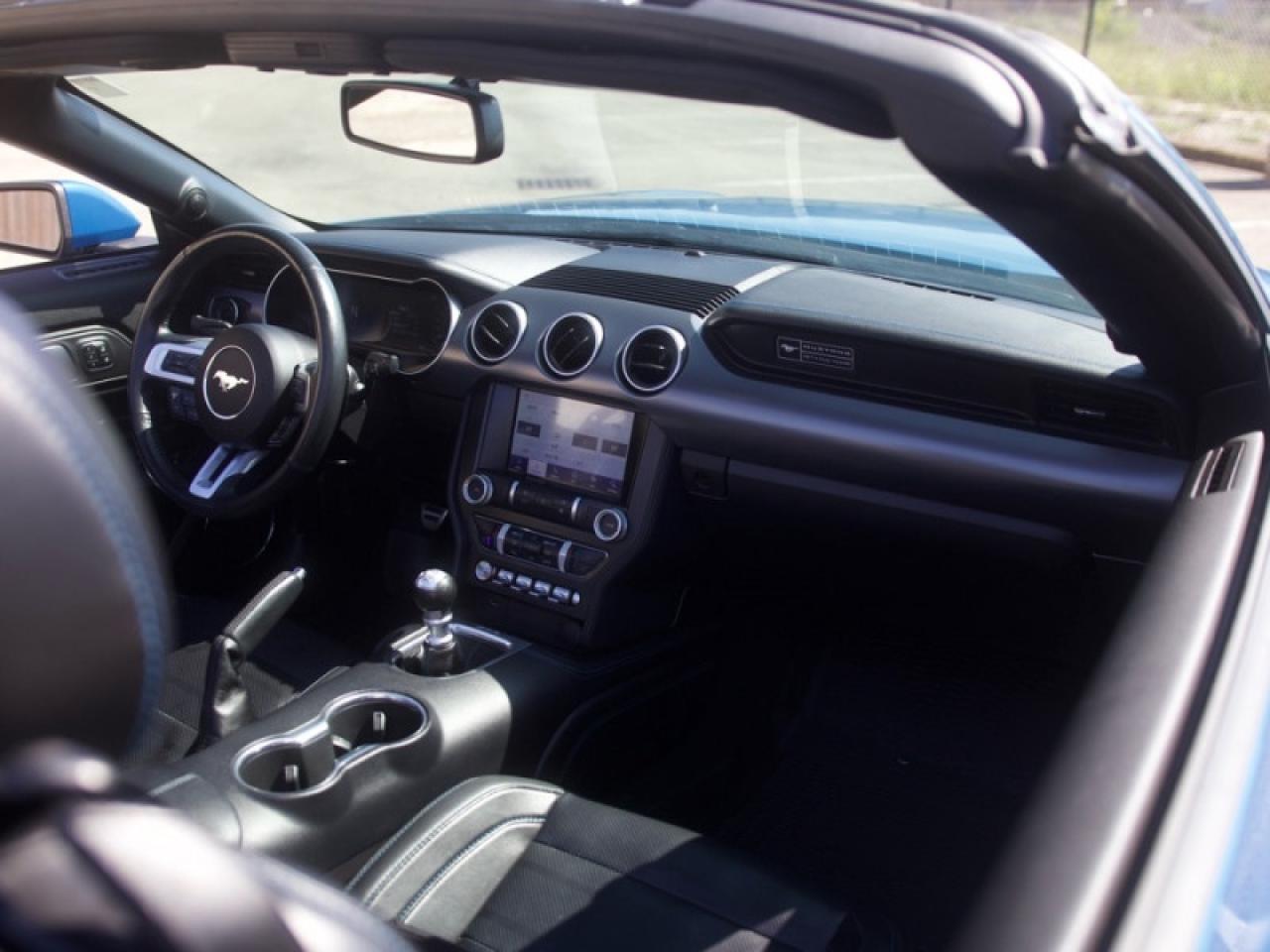 2020 Ford Mustang GT Premium Fastback  **LOW KMS - 1 OWNER** Photo
