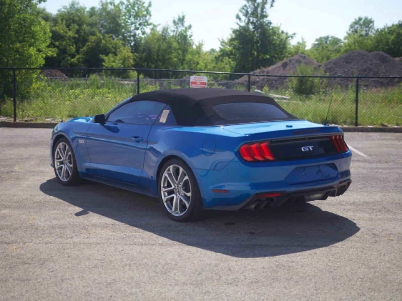 2020 Ford Mustang GT Premium Fastback  **LOW KMS - 1 OWNER** Photo3