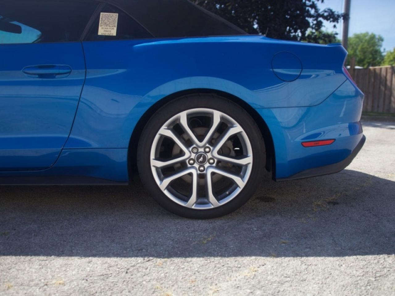 2020 Ford Mustang GT Premium Fastback  **LOW KMS - 1 OWNER** Photo