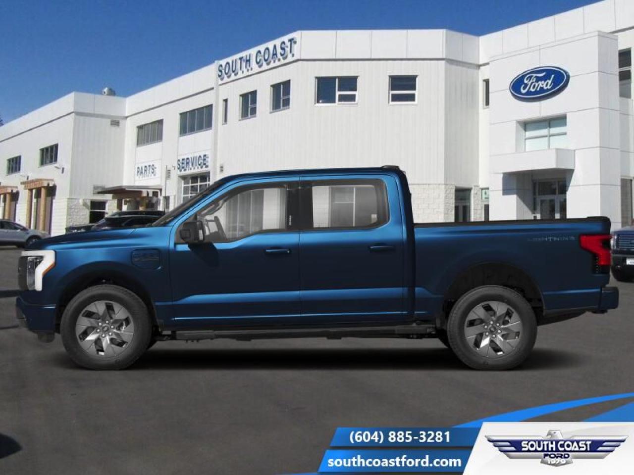 2025 Ford F-150 Lightning XLT  - Tailgate Step Photo0