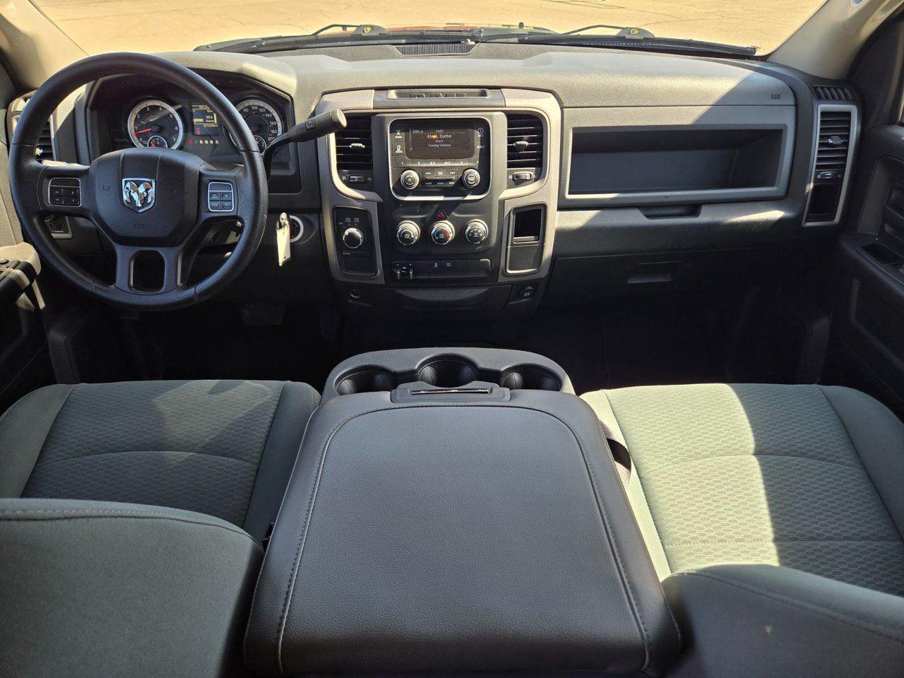 2017 RAM 1500 ST - Photo #14