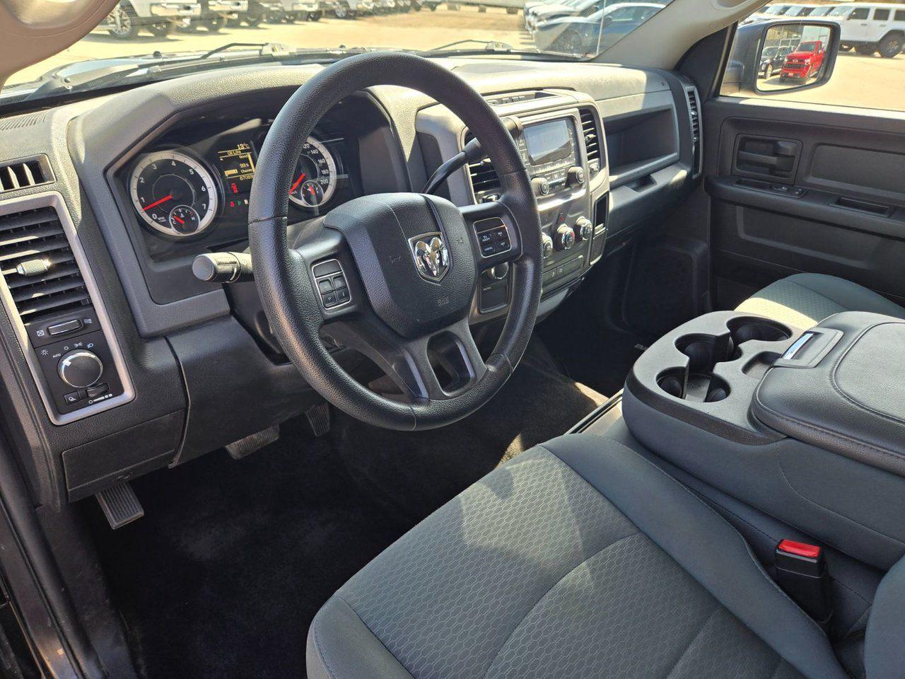 2017 RAM 1500 ST - Photo #13