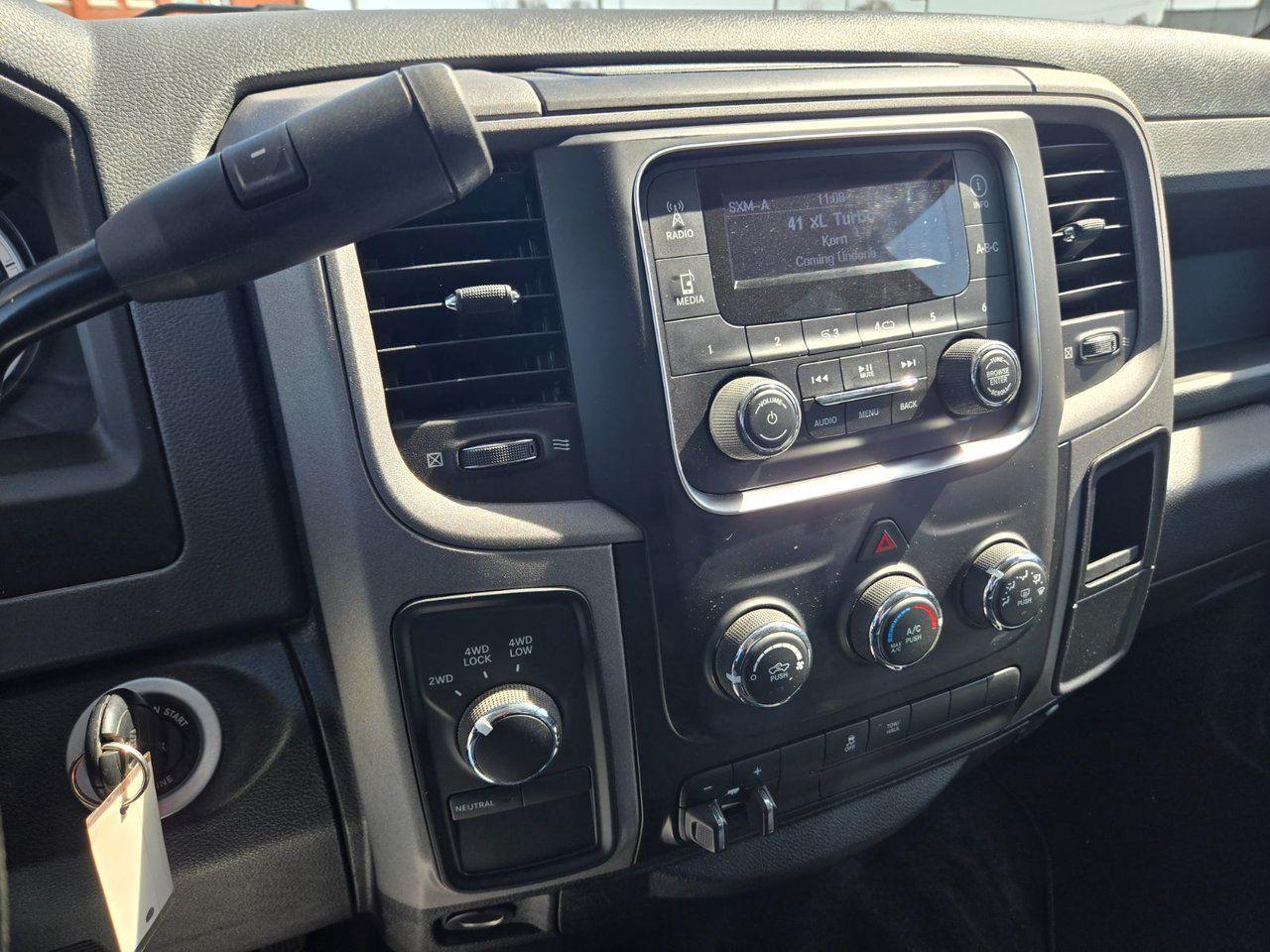 2017 RAM 1500 ST - Photo #17