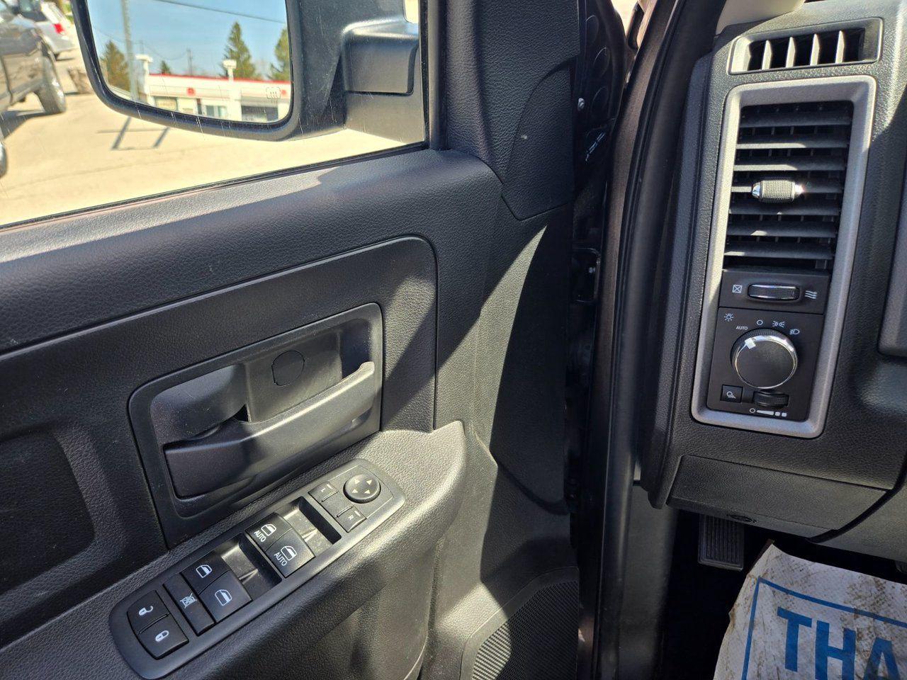 2017 RAM 1500 ST - Photo #22