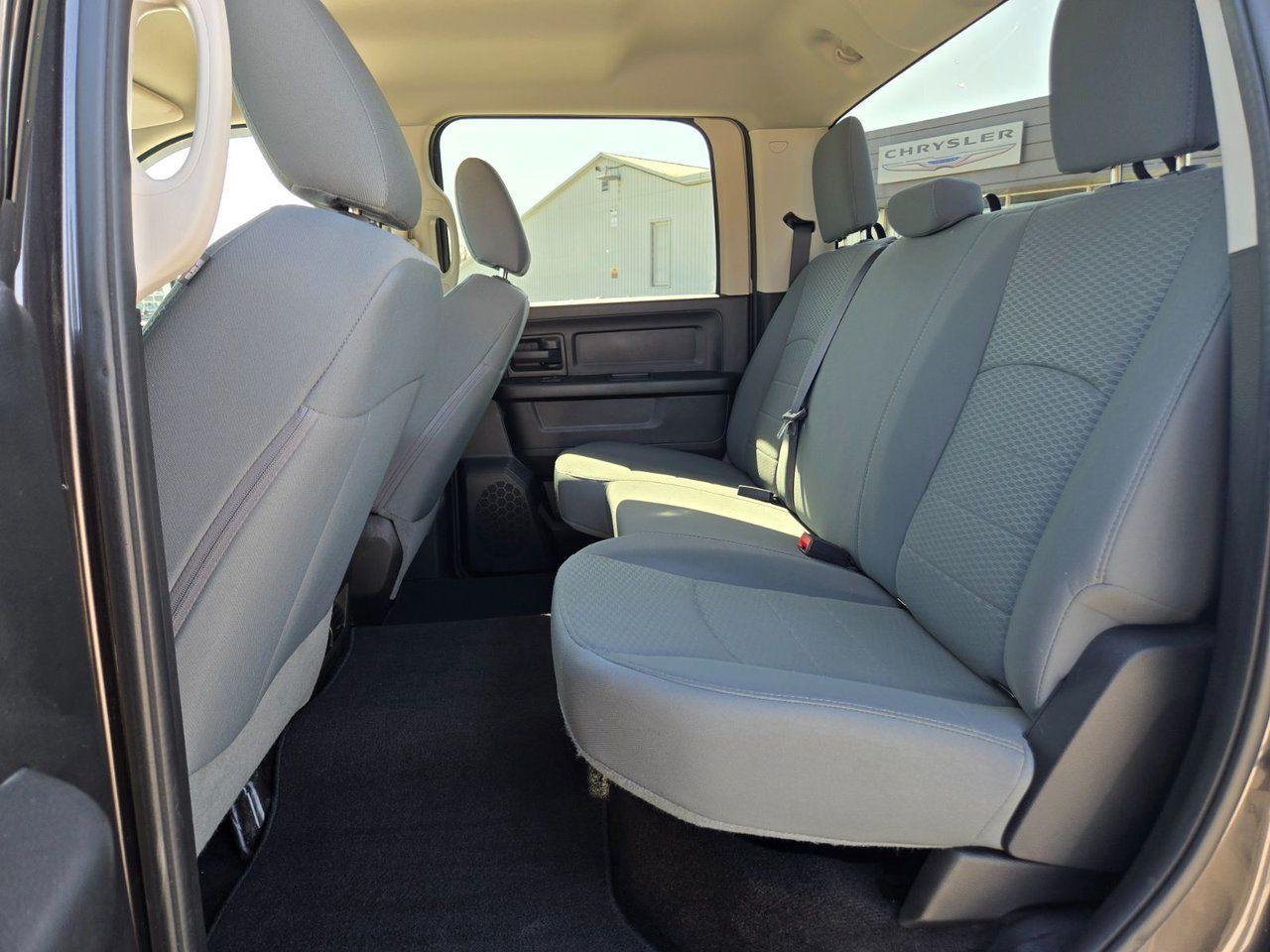 2017 RAM 1500 ST - Photo #24
