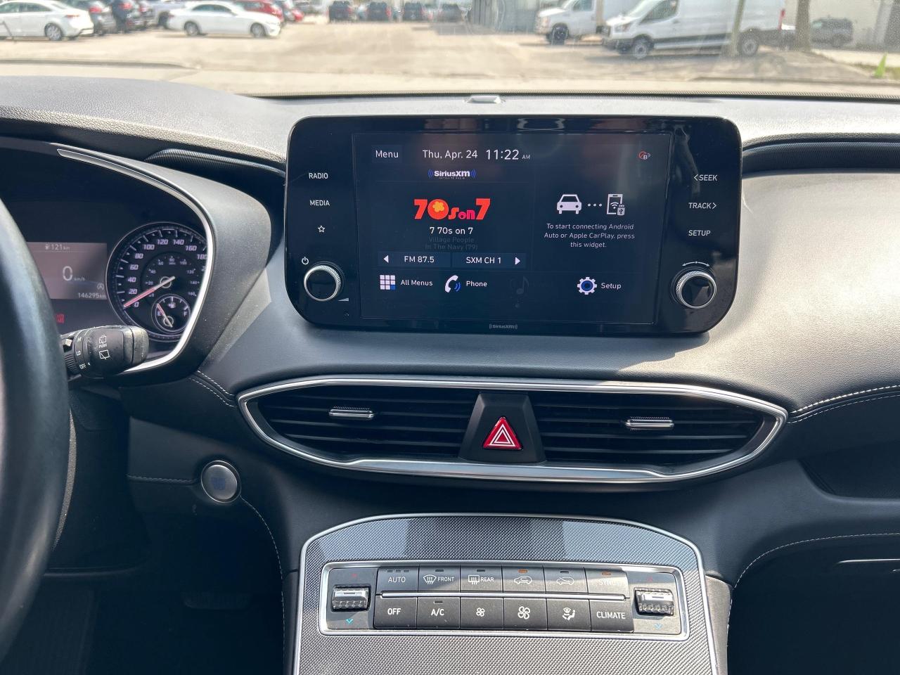 2022 Hyundai Santa Fe Preferred w/Trend Package Preferred Trend AWD 2.5L Photo