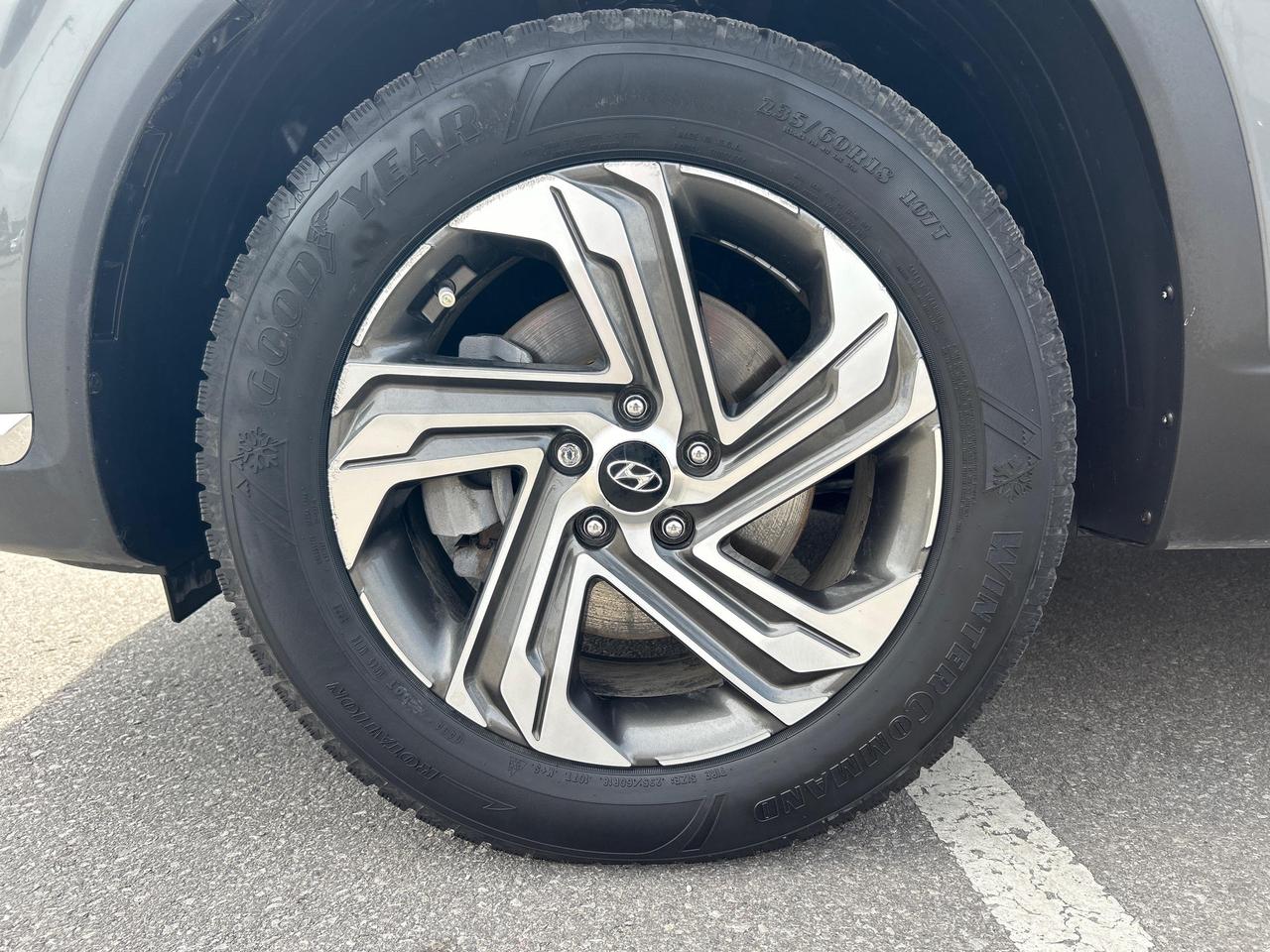 2022 Hyundai Santa Fe Preferred w/Trend Package Preferred Trend AWD 2.5L Photo