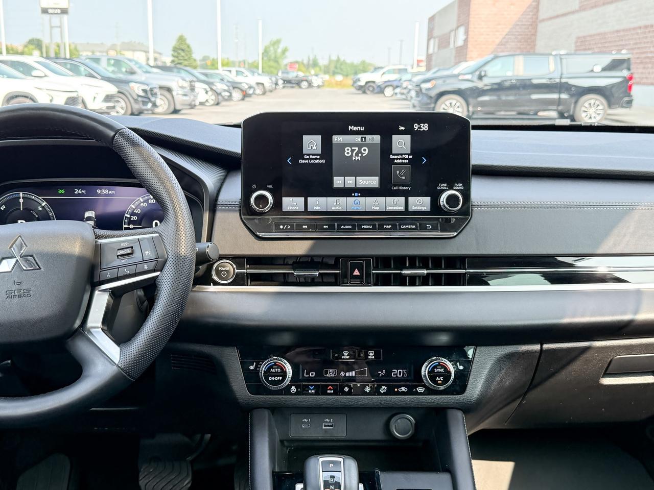 2023 Mitsubishi Outlander Plug-In Hybrid SEL 2.4L 4 CYL WITH REMOTE START/ENTRY, HEATED SEATS, HEATED STEERING WHEEL, SUNROOF, LEATHER SEATS, POWER LIFTGATE, BOSE SOUND SYSTEM, APPLE CARPLAY AND ANDROID AUTO Photo