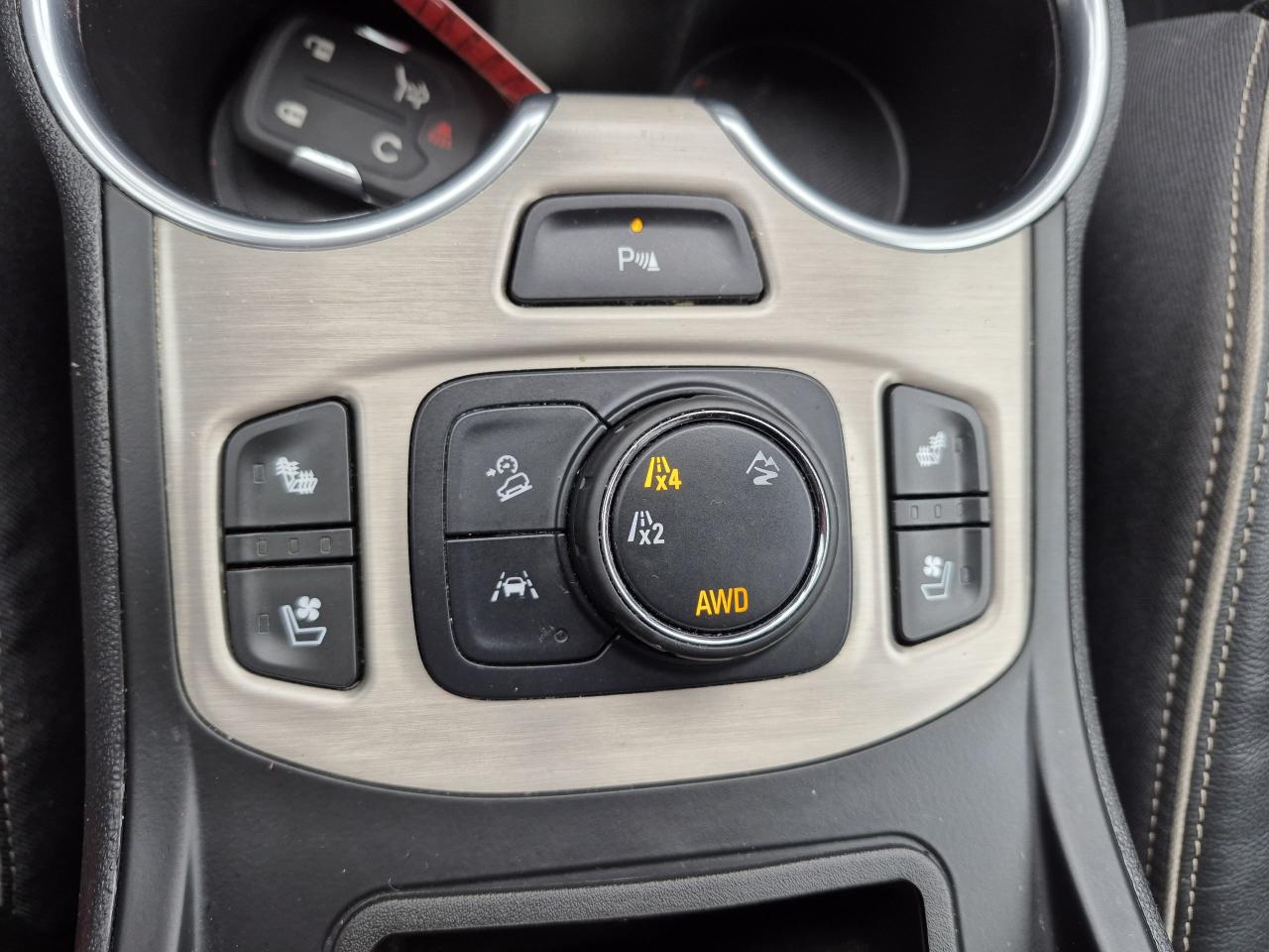 2020 GMC Terrain Denali Photo15