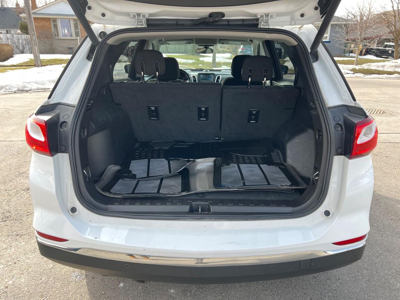 2018 Chevrolet Equinox LT - Photo #9