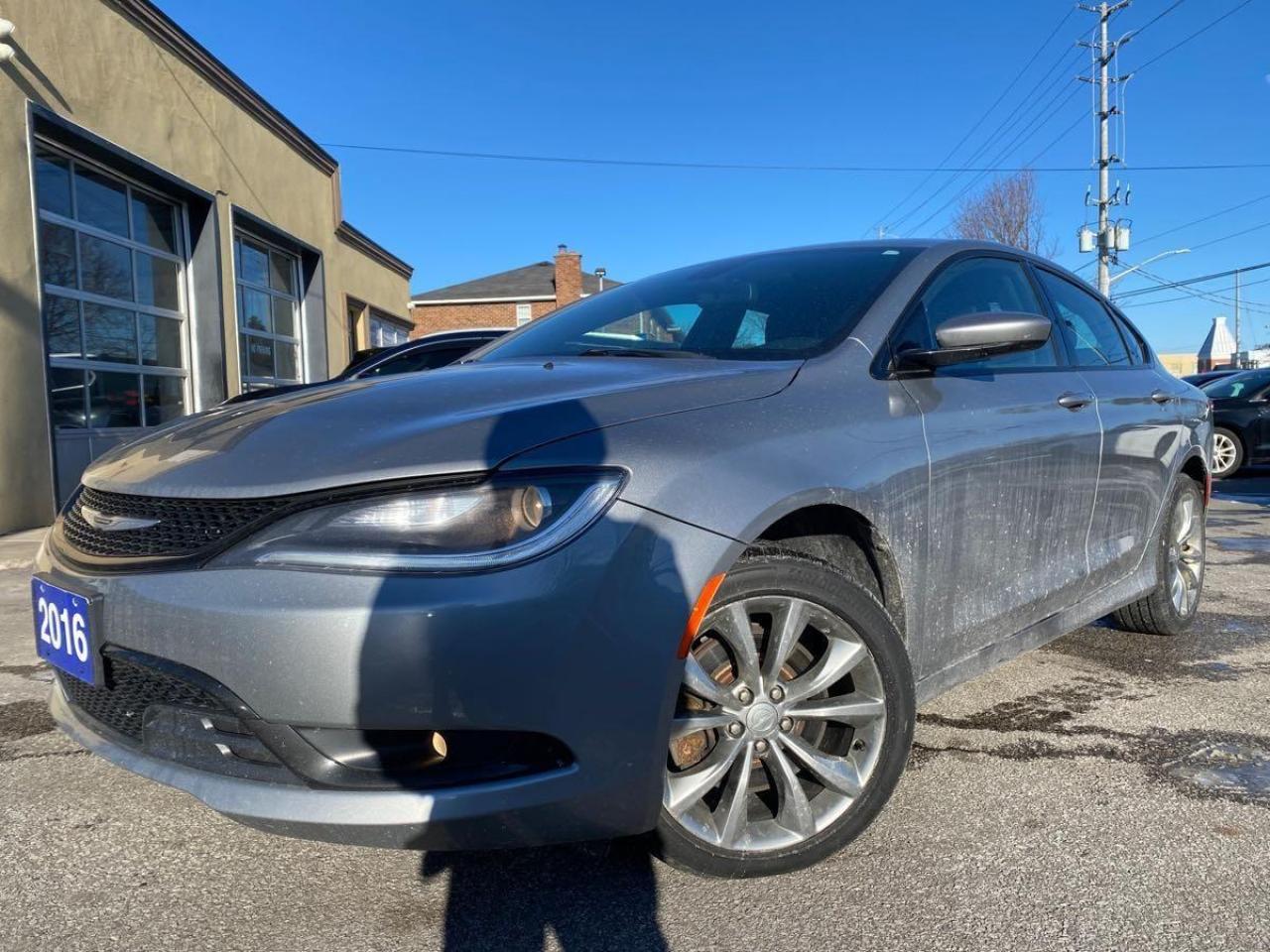 Used 2016 Chrysler 200 4dr Sdn S AWD for sale in Brampton, ON