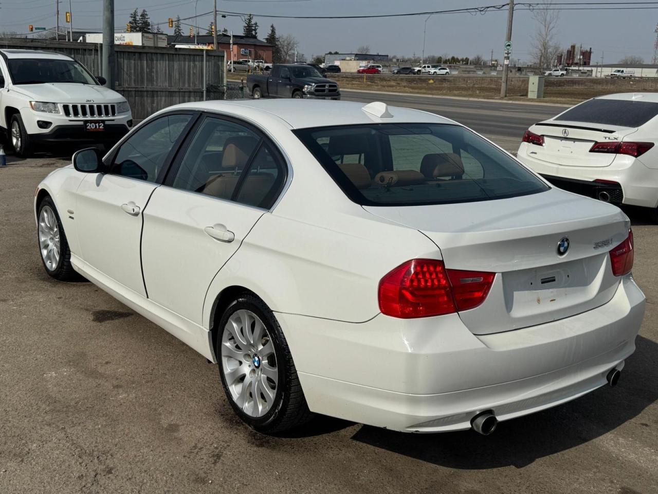 2010 BMW 3 Series 335I XDRIVE, AWD, TWIN TURBO, ONLY 175KMS, AS IS - Photo #3