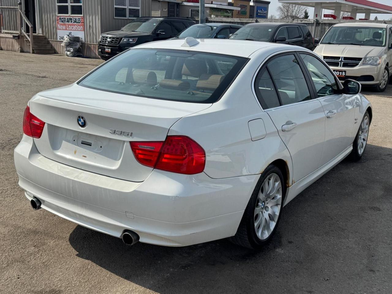 2010 BMW 3 Series 335I XDRIVE, AWD, TWIN TURBO, ONLY 175KMS, AS IS - Photo #5