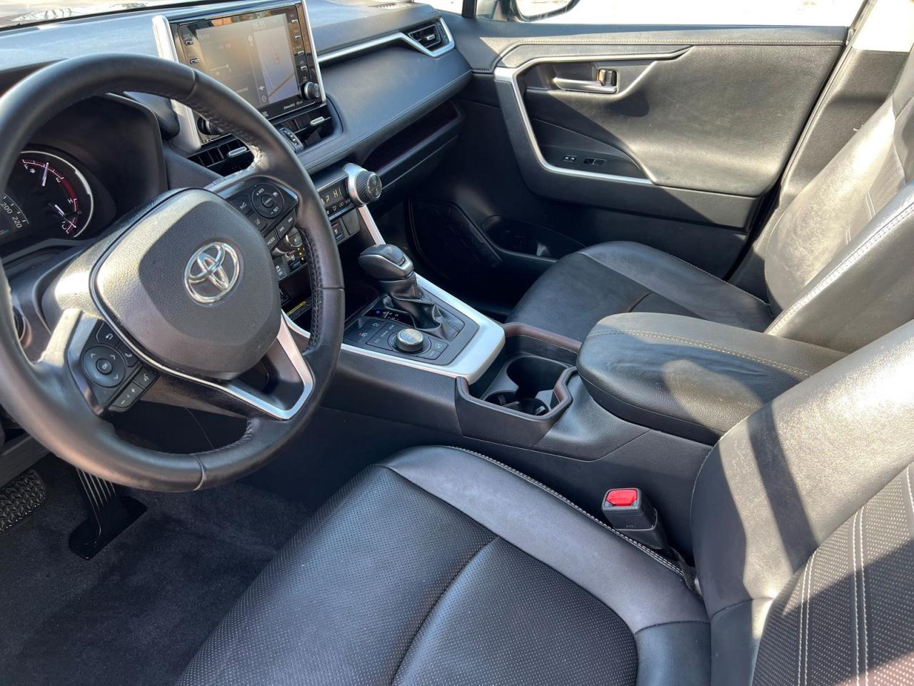 2019 Toyota RAV4 LIMITED AWD - Photo #19