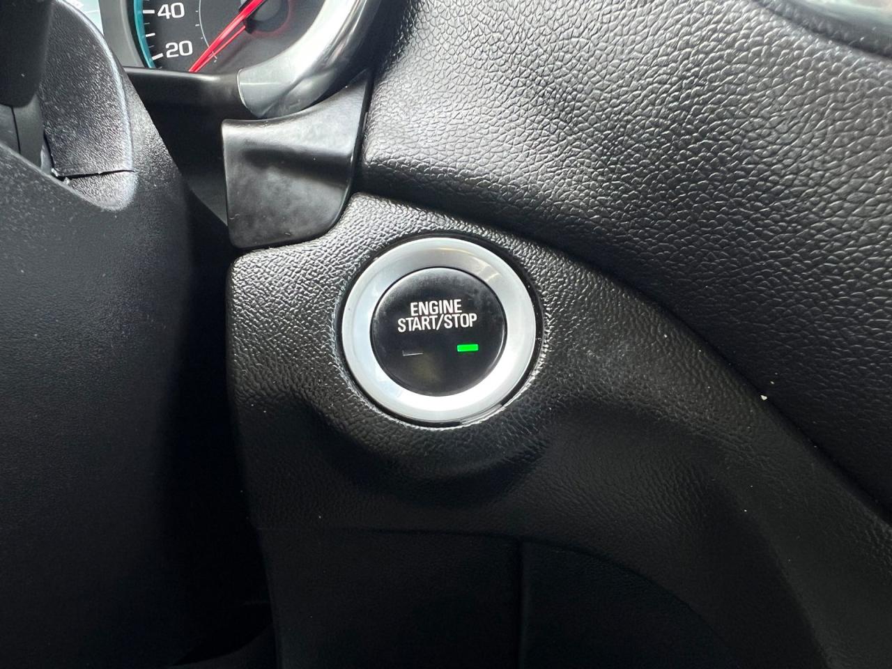 2018 Chevrolet Equinox LT - Photo #17