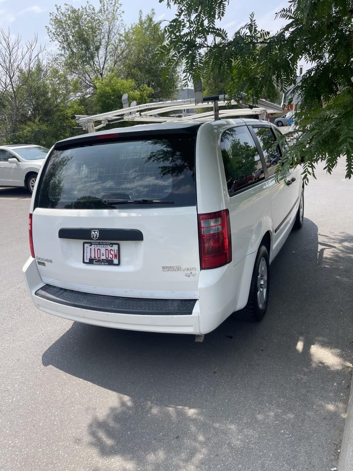 2010 Dodge Grand Caravan LADDER RACK     ELECTRIC INVERTER - Photo #4