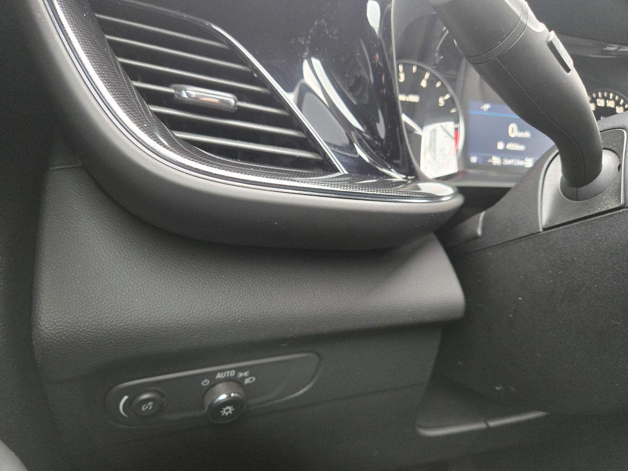 2023 Buick Envision AWD 4dr Preferred - Photo #14