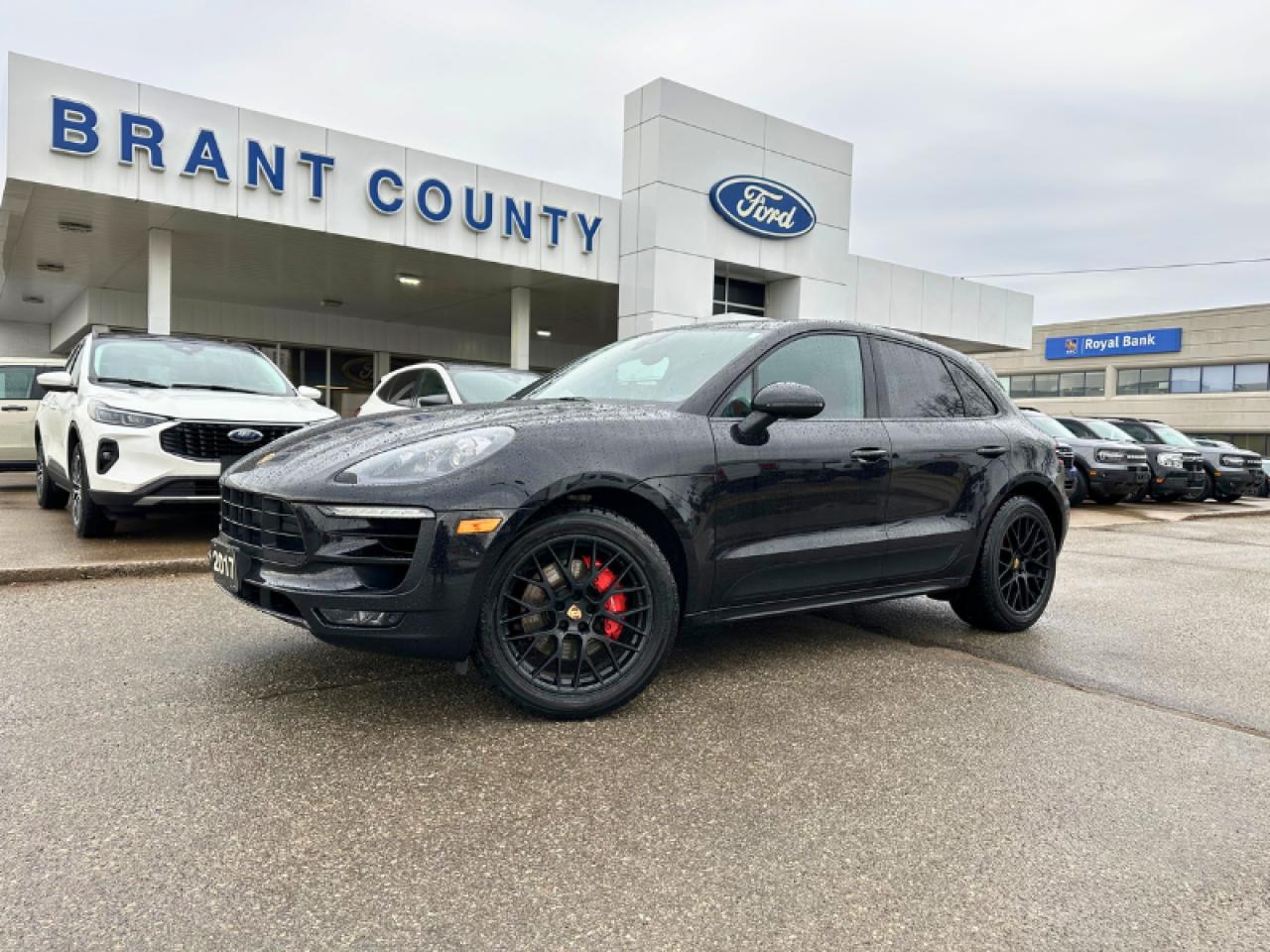 Used 2017 Porsche Macan GTS | AWD | PANO ROOF | FINANCING AVAILABLE | for sale in Brantford, ON