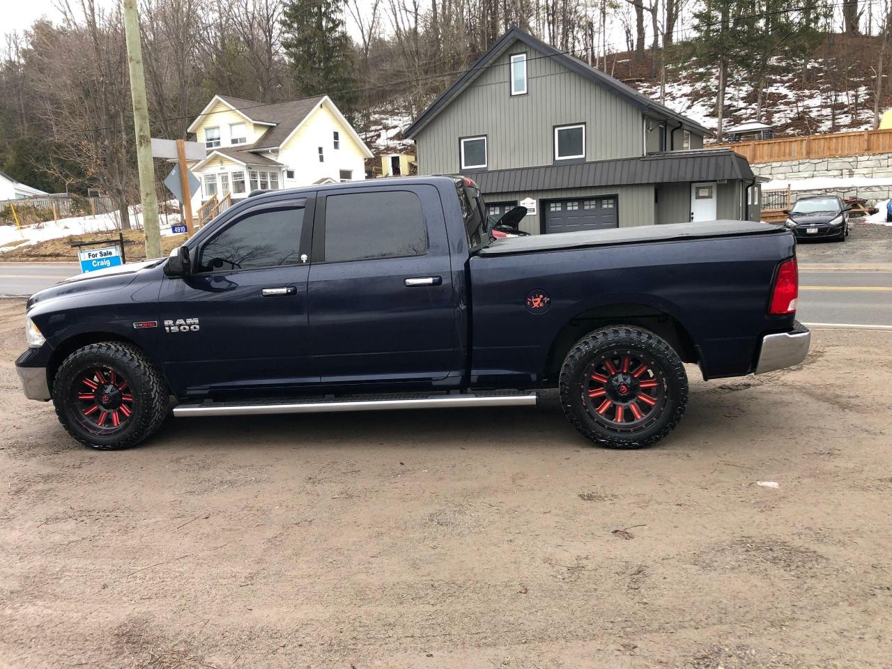 2015 RAM 1500 4WD Crew Cab 149" SLT 3.0L EcoDiesel - Photo #8