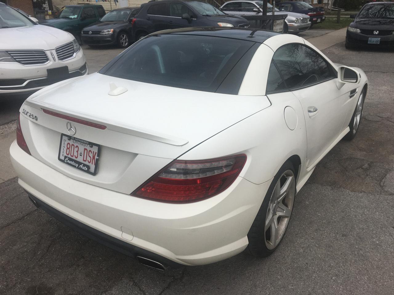 2013 Mercedes-Benz SLK 2DR ROADSTER SLK 250 Designo Pkg w/AMG Wheels - Photo #4