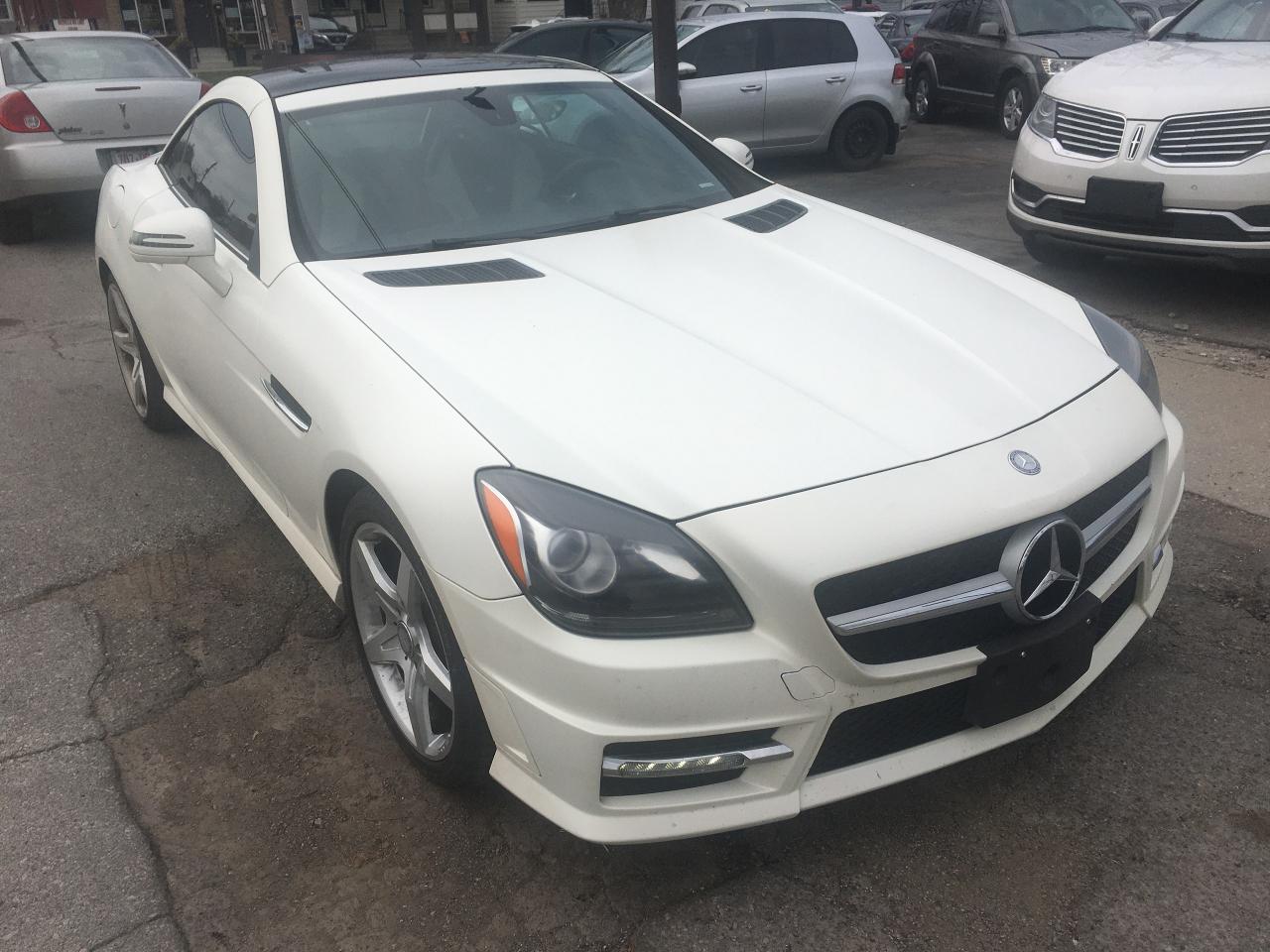 2013 Mercedes-Benz SLK 2DR ROADSTER SLK 250 Designo Pkg w/AMG Wheels - Photo #3