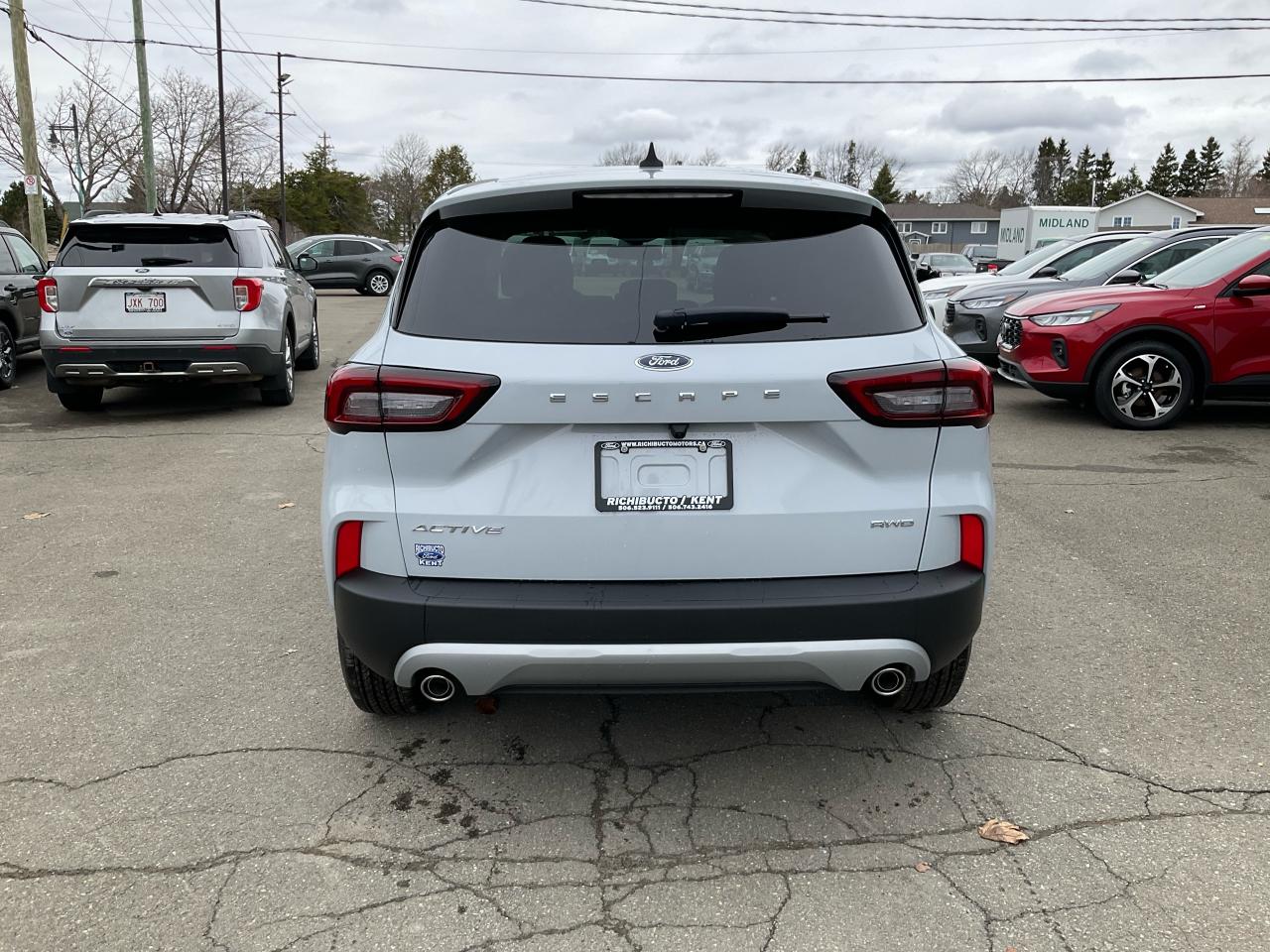2025 Ford Escape Active Photo4