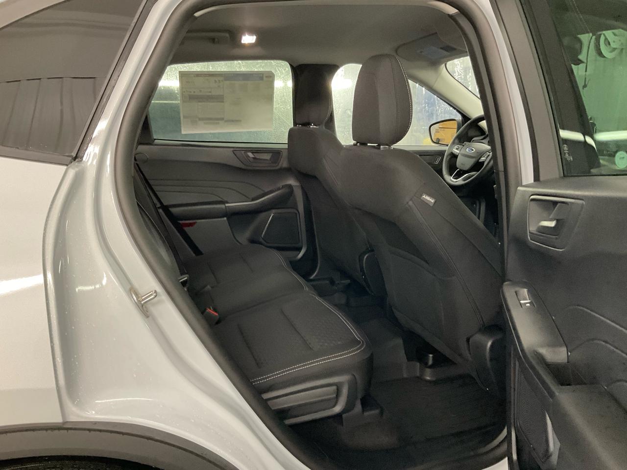 2025 Ford Escape Active Photo5