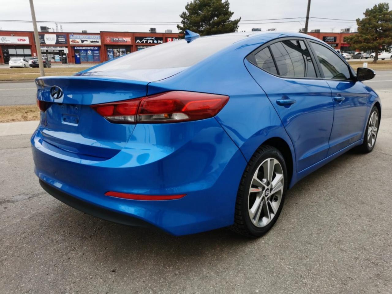 2018 Hyundai Elantra SEL * SUNROOF *PRICE TO SELL NICE BLUE - Photo #4
