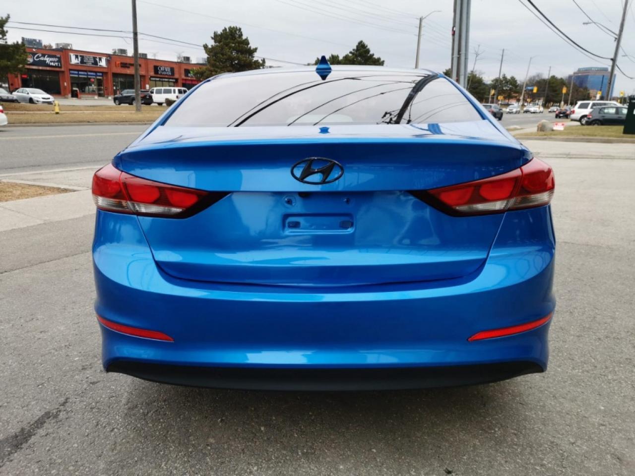 2018 Hyundai Elantra SEL * SUNROOF *PRICE TO SELL NICE BLUE - Photo #3