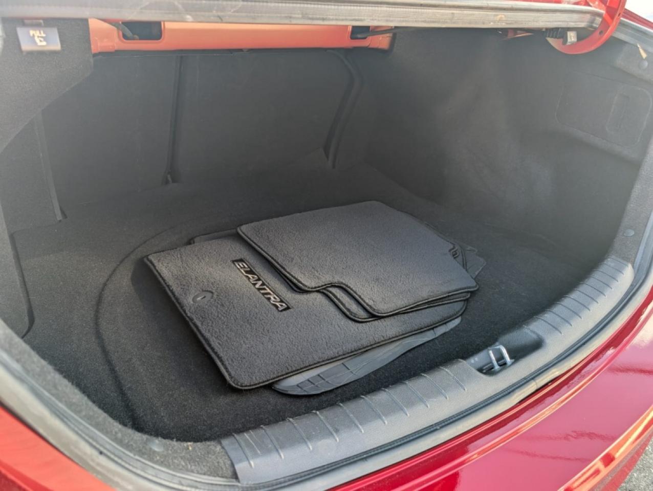 2018 Hyundai Elantra SEL* BACK UP*HEATED SEATS*B.SPOT - Photo #16
