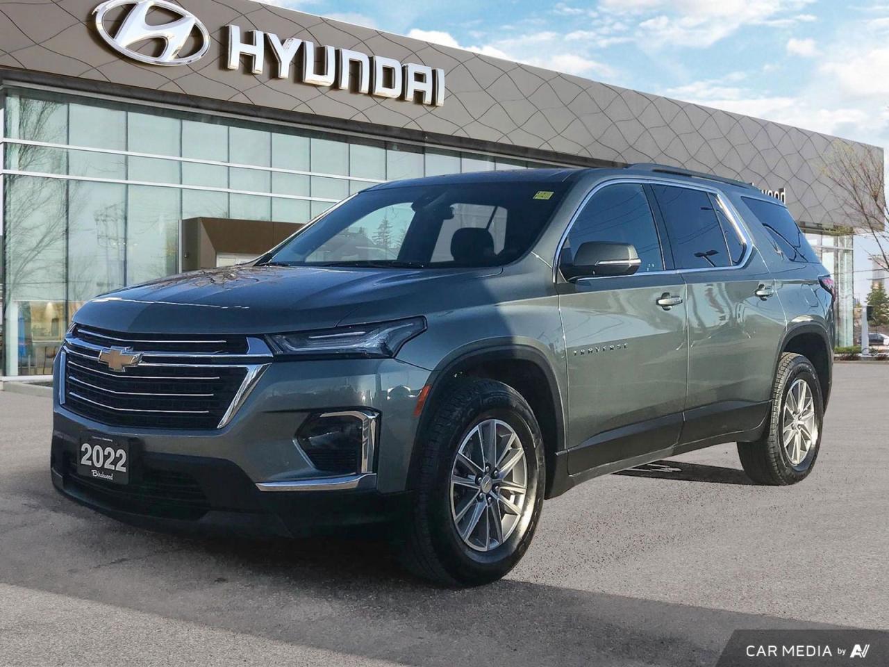 Used 2022 Chevrolet Traverse LT Clean CARFAX | Local | BackUp Cam for sale in Winnipeg, MB