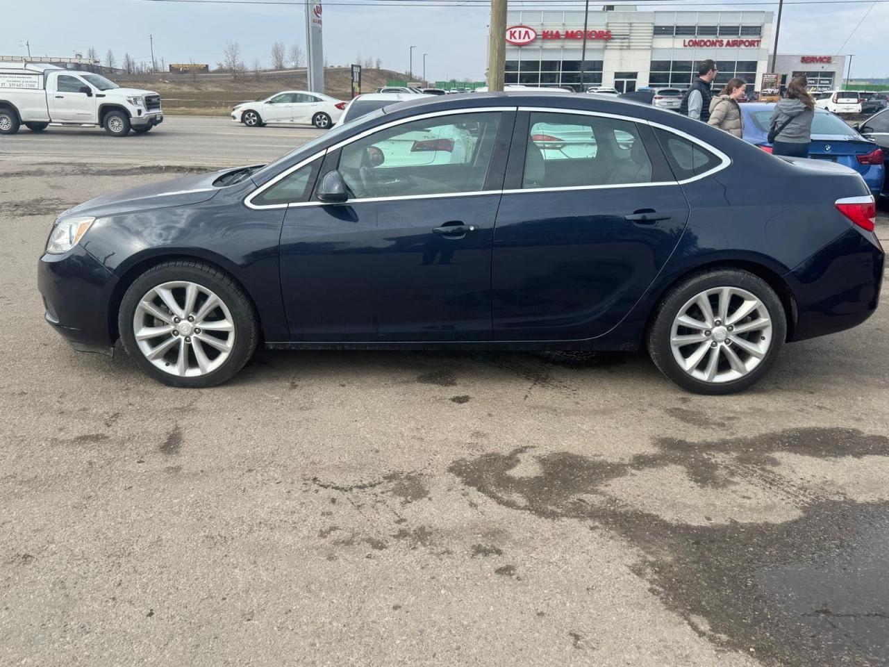 2015 Buick Verano AUTO, 4 CYLINDER, ONLY 42,000KMS, LEATHER, CERT - Photo #2