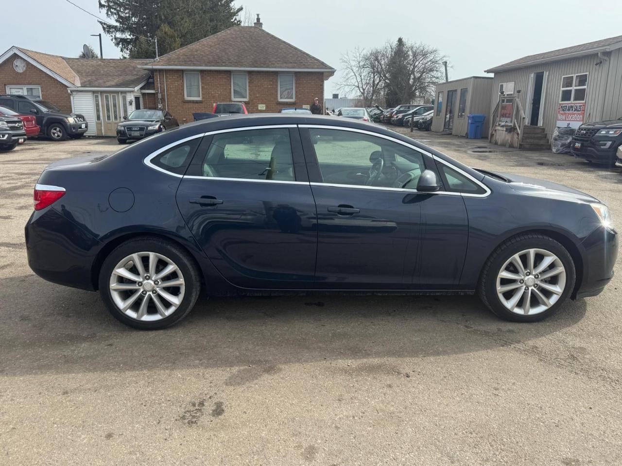 2015 Buick Verano AUTO, 4 CYLINDER, ONLY 42,000KMS, LEATHER, CERT - Photo #6