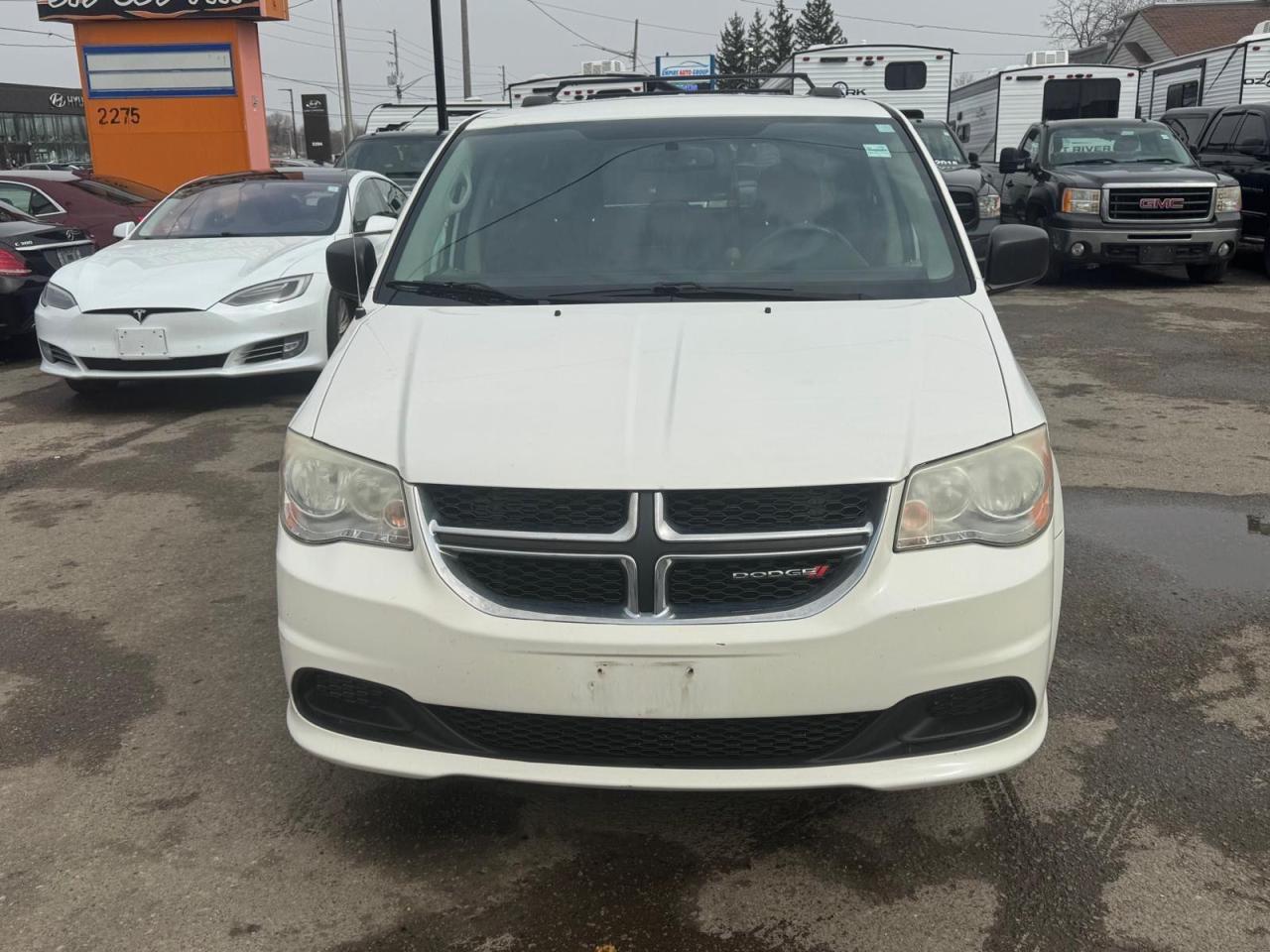 2012 Dodge Grand Caravan SXT, ALLOYS, STOWNGO, RUNS WELL, AS IS SPECIAL - Photo #9